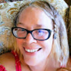 Meet your Posher, Carol